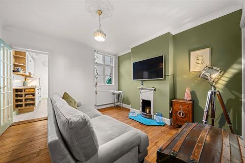 undefined, London Road, Berkshire RG40
