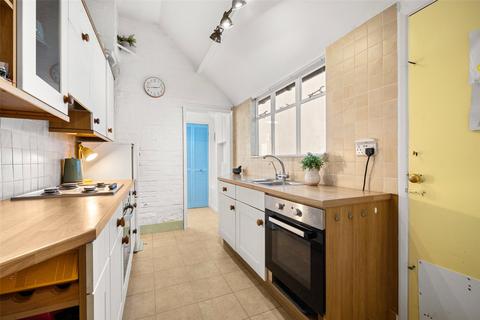 undefined, London Road, Berkshire RG40