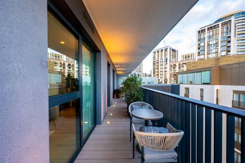 2 bedroom flat for sale, Westmont Apartments, White City, London, W12