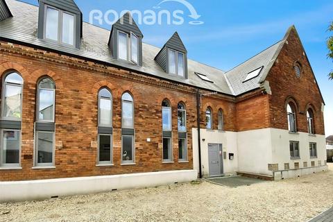1 bedroom apartment for sale, St. Pauls Court, Cricklade Road, Swindon