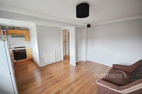 2 bedroom flat to rent, Greenside, Slough, Berkshire, SL2