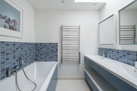 4 bedroom terraced house for sale, Spencer Place, Islington, London