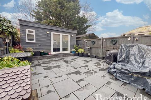 3 bedroom terraced house for sale, Front Lane, Cranham, RM14