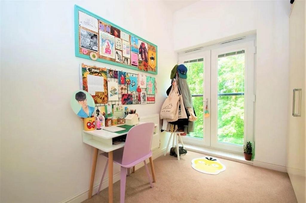 Bedroom 4.jpg