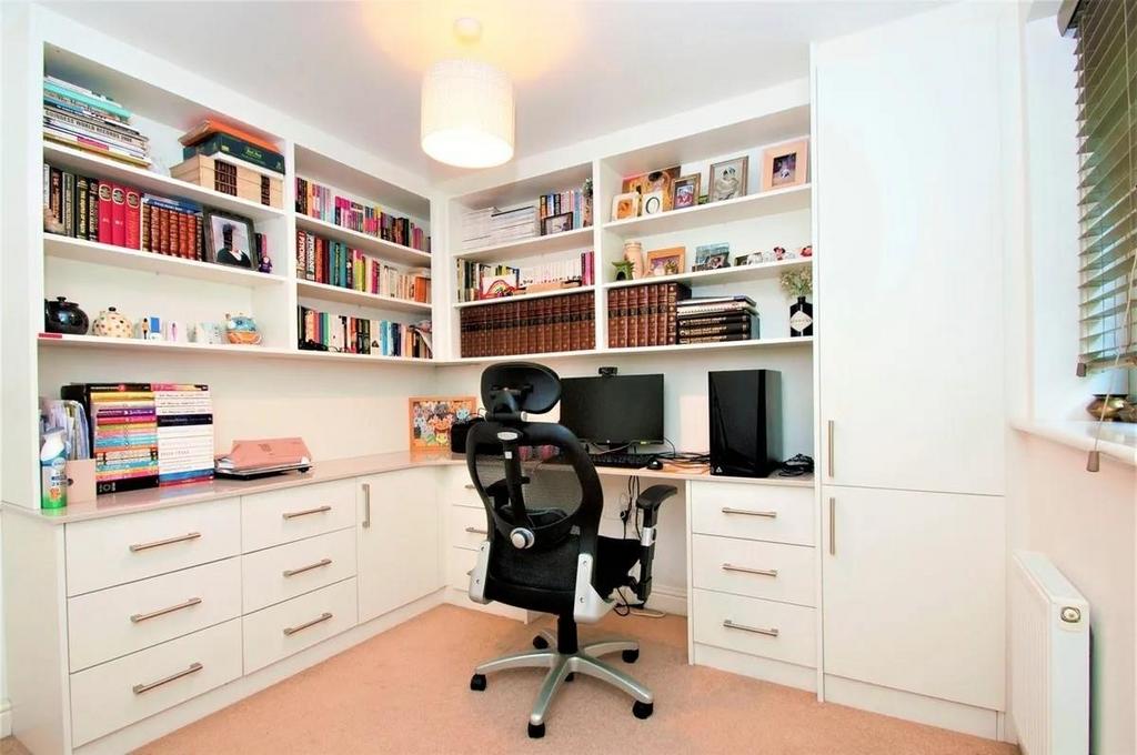 Bedroom 2.jpg