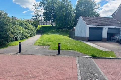 undefined, Falkirk FK2