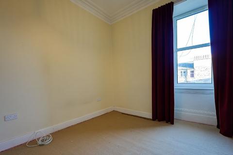 2 bedroom flat for sale, Elgin Terrace, Flat 3F1, Leith, Edinburgh EH7