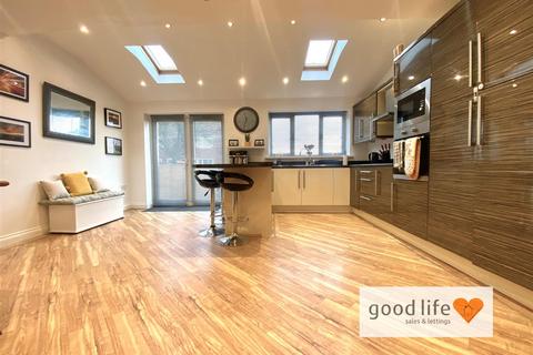 2 bedroom semi-detached house for sale, Lindisfarne, Sunderland SR2