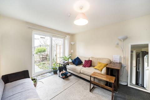 undefined, Hospital Way, Hither Green, London, SE13