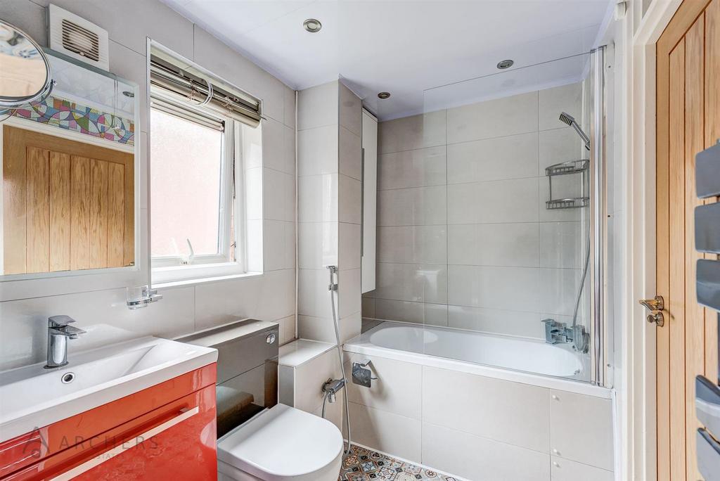 126 Burgoyne Road(Interior)-12.jpg