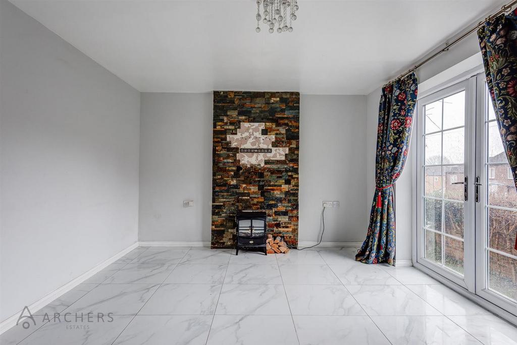 126 Burgoyne Road(Interior)-2.jpg