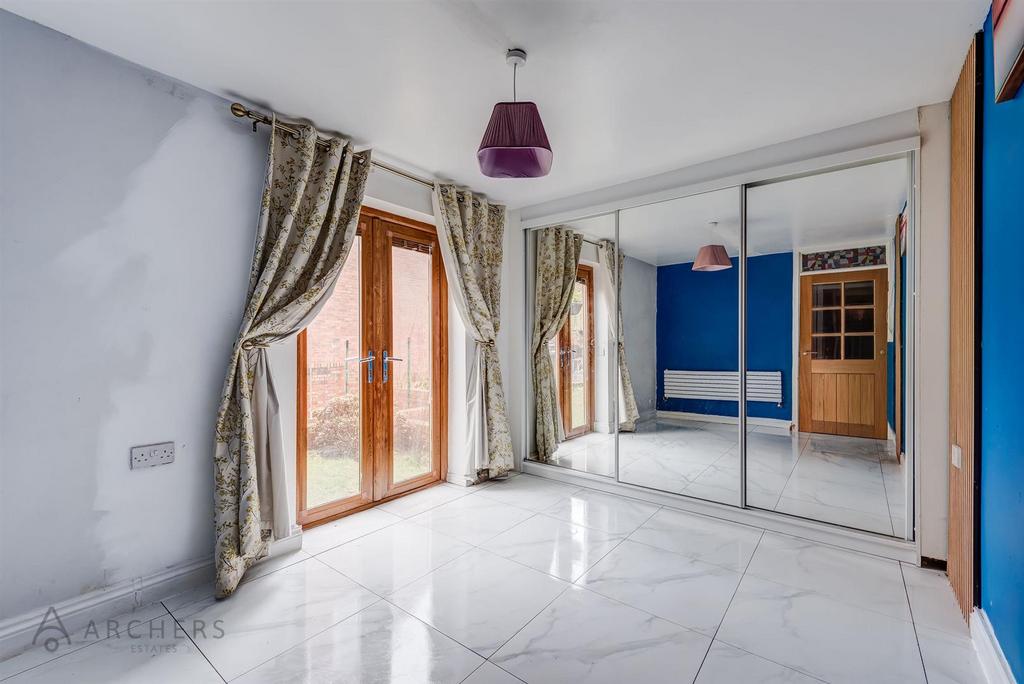 126 Burgoyne Road(Interior)-7.jpg