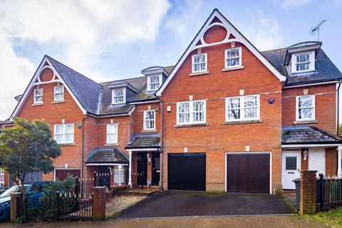 undefined, Sells Close, Guildford, Surrey, GU1