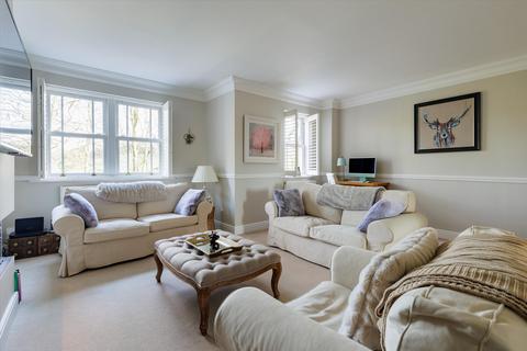 undefined, Sells Close, Guildford, Surrey, GU1