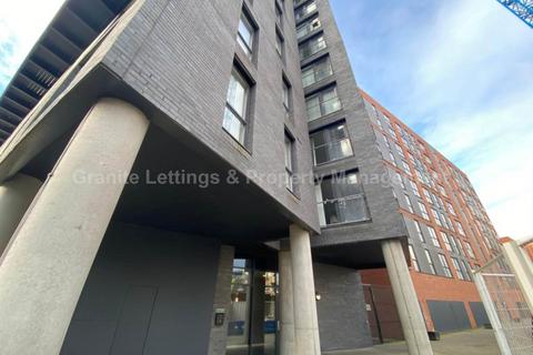 3 bedroom apartment for sale - Lowry Wharf, The Riley Building, Derwent Street, Salford, M5 4TA