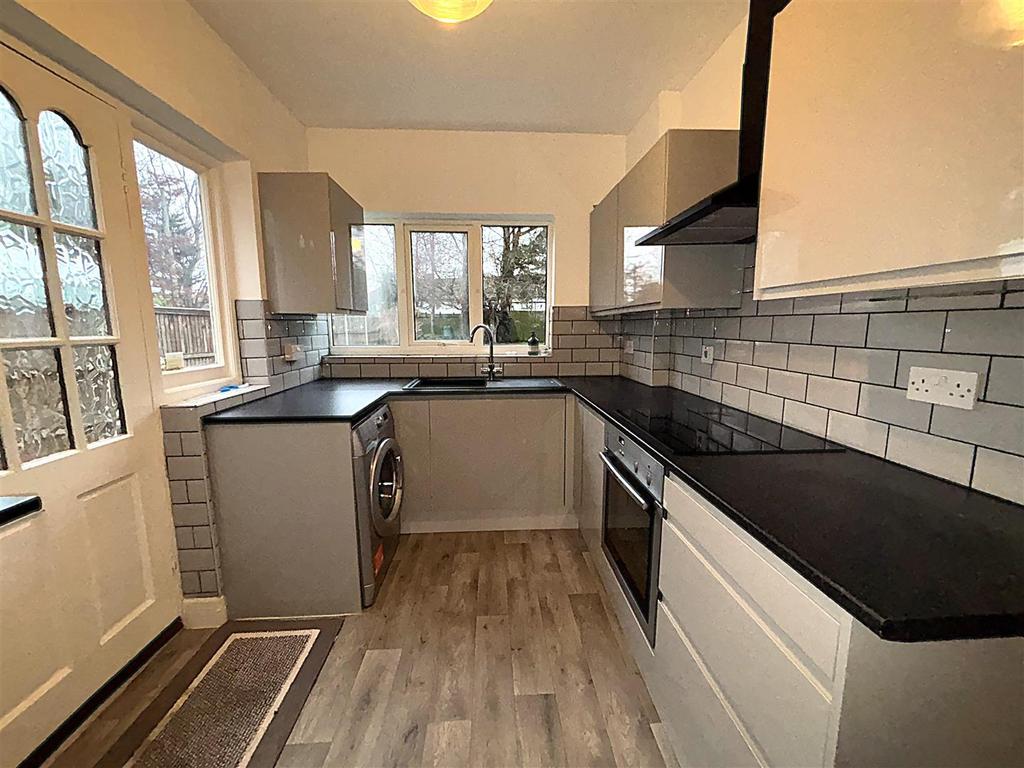 Fitted kitchen