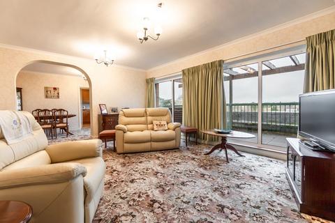 2 bedroom penthouse for sale, Hawthorne Drive, Evington, LE5