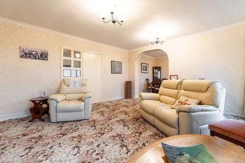 2 bedroom penthouse for sale, Hawthorne Drive, Evington, LE5