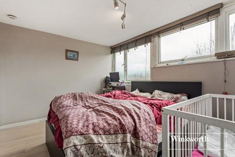 3 bedroom terraced house to rent, RENFREW ROAD, SE11