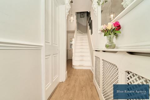 3 bedroom terraced house for sale, Ivy Road, Hounslow, TW3