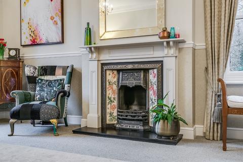 3 bedroom end of terrace house for sale, Sherrards Mansions, Welwyn Garden City, Hertfordshire, AL8 7AY