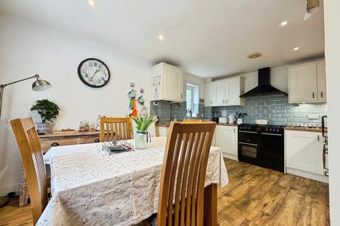 3 bedroom end of terrace house for sale, Bill Deedes Way, Aldington, Ashford, TN25 7ES