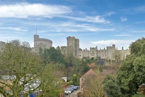 2 bedroom apartment to rent, Farm Yard, Windsor, Berkshire, SL4
