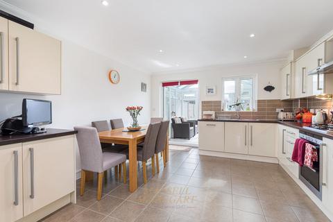 undefined, Argyll Court, Crawley RH11