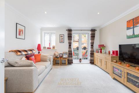 undefined, Argyll Court, Crawley RH11