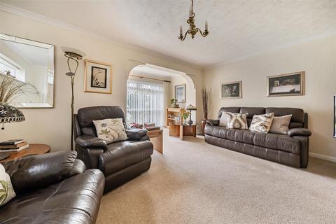 4 bedroom detached house for sale, Wensleydale Drive, Camberley GU15