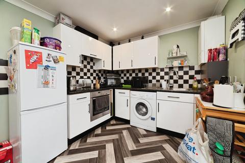 2 bedroom semi-detached house for sale, Sandpiper Way, Barton-upon-Humber DN18