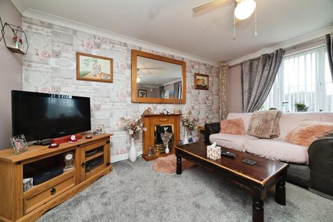 2 bedroom semi-detached house for sale, Sandpiper Way, Barton-upon-Humber DN18