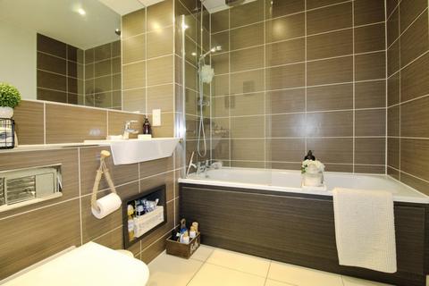 1 bedroom apartment to rent, Hazlemere Marina, Waltham Abbey