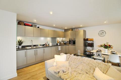 1 bedroom apartment to rent, Hazlemere Marina, Waltham Abbey