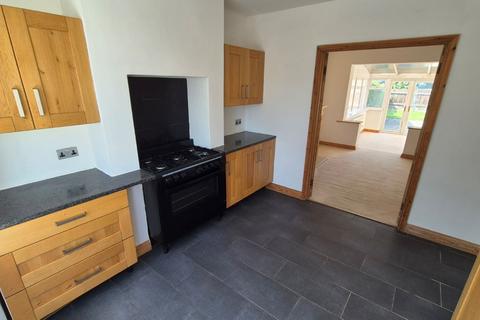 3 bedroom semi-detached house for sale, 1 Rockley Road, Leicester, Leicestershire, LE4 0GJ