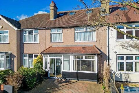4 bedroom terraced house for sale, Mayfield Road, London E4