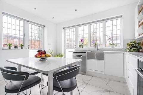 4 bedroom semi-detached house for sale, Burleigh Gardens, Southgate, N14