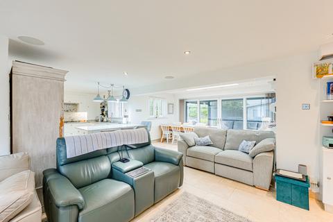 3 bedroom semi-detached house for sale, Harrison Gardens, Hockley, SS5