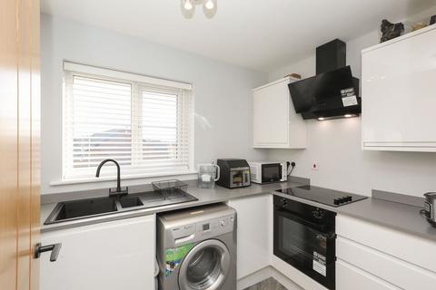 2 bedroom apartment for sale, Doveholes Drive, Sheffield S13