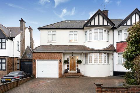 Mount Pleasant, Cockfosters, EN4