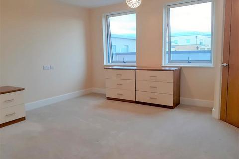 1 bedroom apartment for sale, Lysander House, Josiah Drive, Ickenham, Uxbridge, UB10 8FB