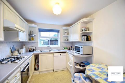 4 bedroom detached house for sale, Galveston Close, Eastbourne BN23