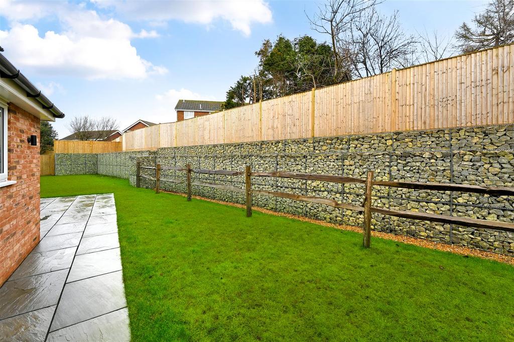 OAKLANDS PLACE - HOLLINGTON PARK ROAD - HOUSES 5 &