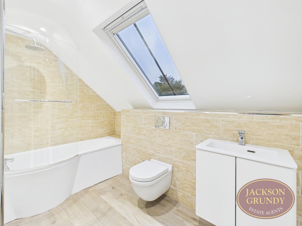 En suite to bedroom two