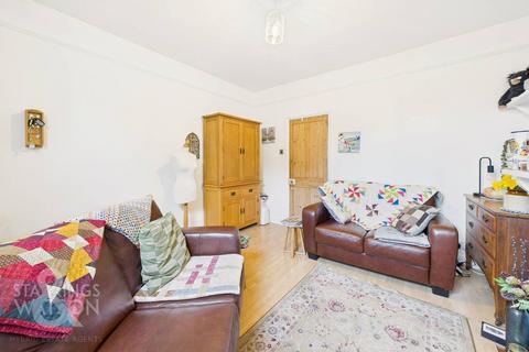 2 bedroom terraced house for sale, City Road, Norwich