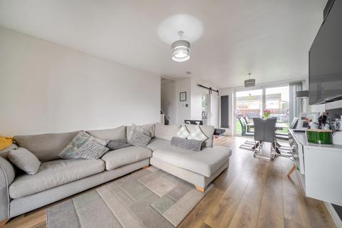 undefined, Bourton Close, Tilehurst, Reading