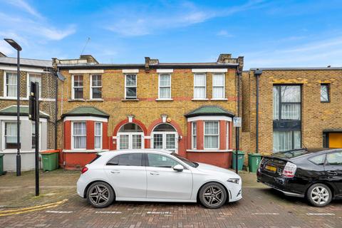 3 bedroom terraced house for sale, Wise Road, Stratford, E15