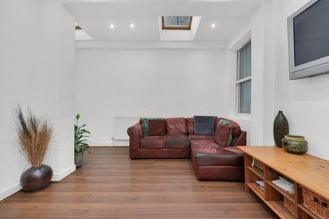 3 bedroom terraced house for sale, Wise Road, Stratford, E15