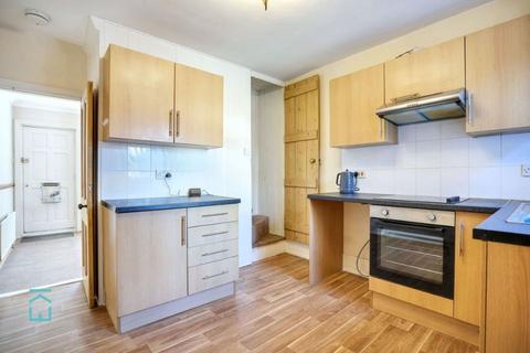 2 bedroom terraced house to rent, Thornhill Place, Maidstone, ME14