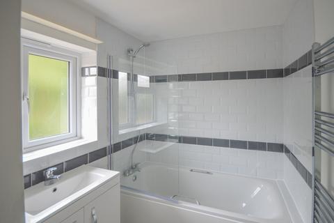 3 bedroom semi-detached house to rent, Duton Hill, Dunmow, CM6